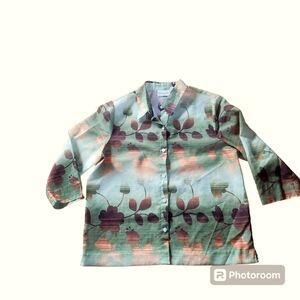 Alfred Dunner button down light blouse size 14
